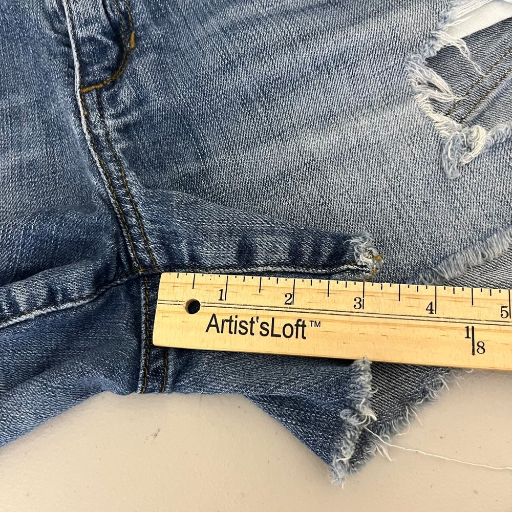 Joes Jeans Womens 32 Distressed Cut Off Denim Shorts Medium Wash Frayed Hem - Picture 8 of 13